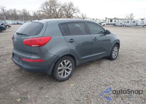 2015 Kia Sportage Lx z USA, uszkodzony, nr VIN KNDPBCAC2F7698209